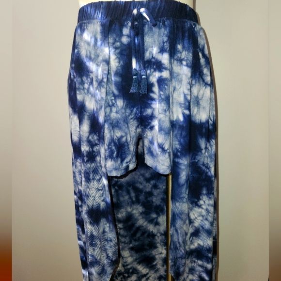 Justice Other - LAST CHANCE -Teen - Tie die shorts with skirt overlay 🌟